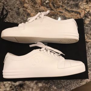 chanel women's low top sneakers